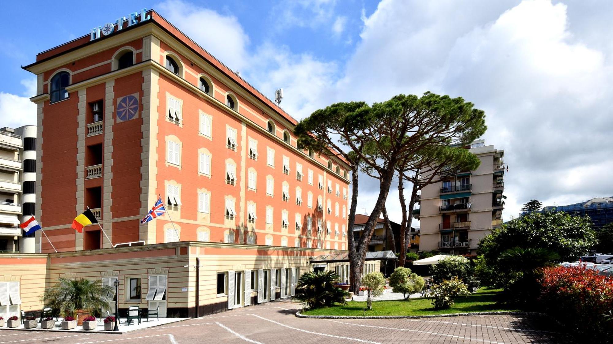 Hotel Sud Est By Fam Rossetti Lavagna Exteriér fotografie